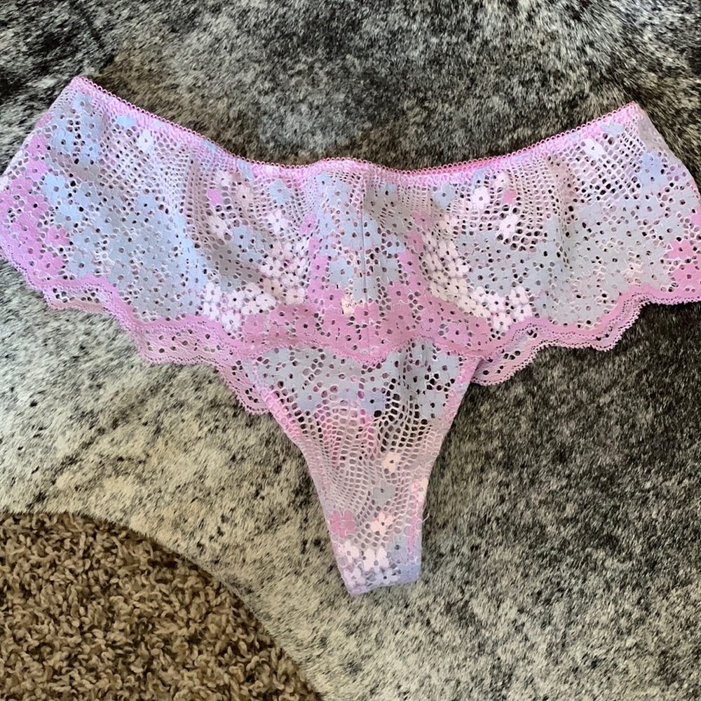 Victoria’s Secret thong